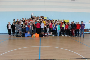 Спортивный праздник «Яркая жизнь» среди учителей школы.